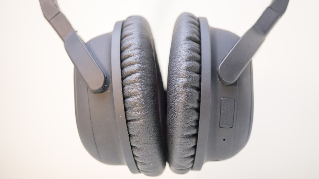 Lindy BNX-60 Headphones 1