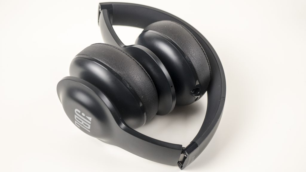 jbl-everest-300-headphones-5