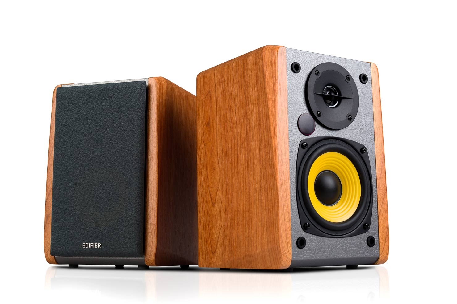 Edifier R1010BT Bluetooth Speakers Review //