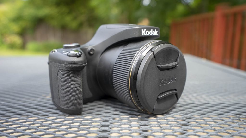 Kodak Pixpro AZ901 Bridge Camera Review //