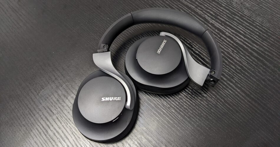 shure-aonic-40-headphones-1-