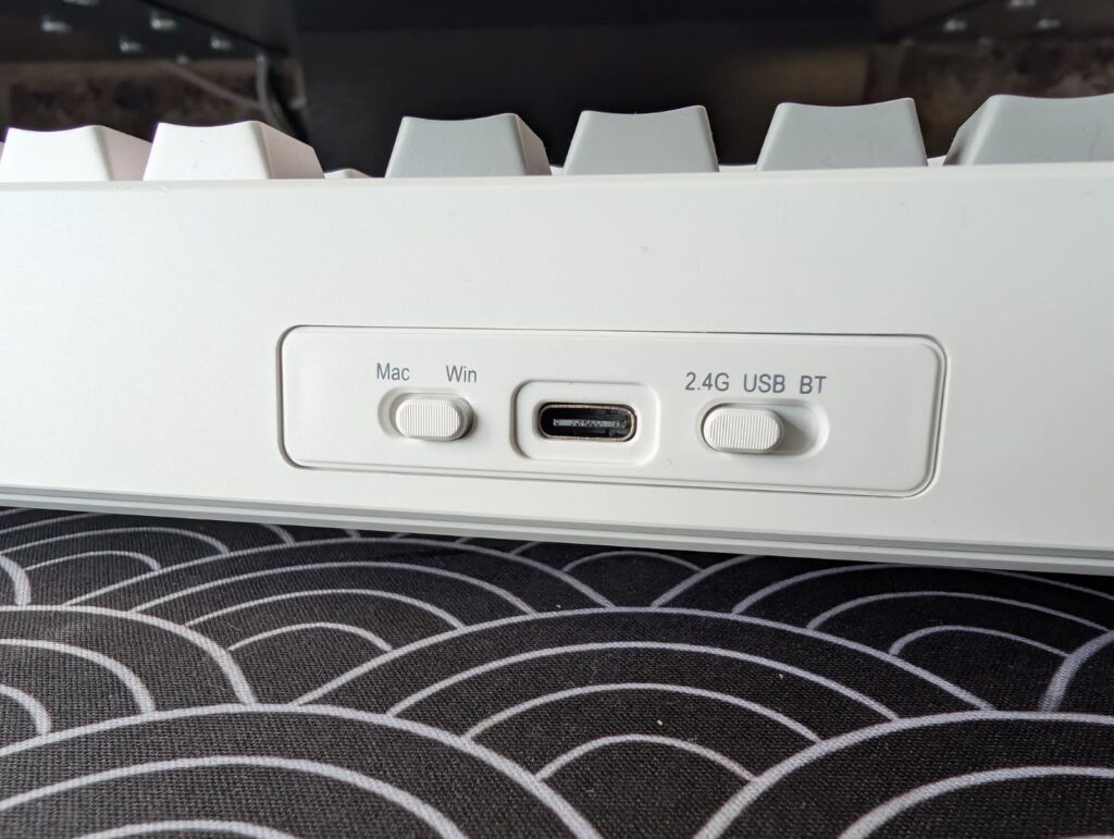 Epomaker TH87 keyboard